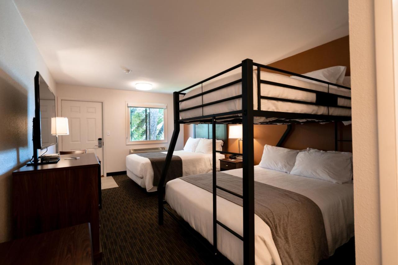 Riviera Motor Lodge Saratoga Extérieur photo