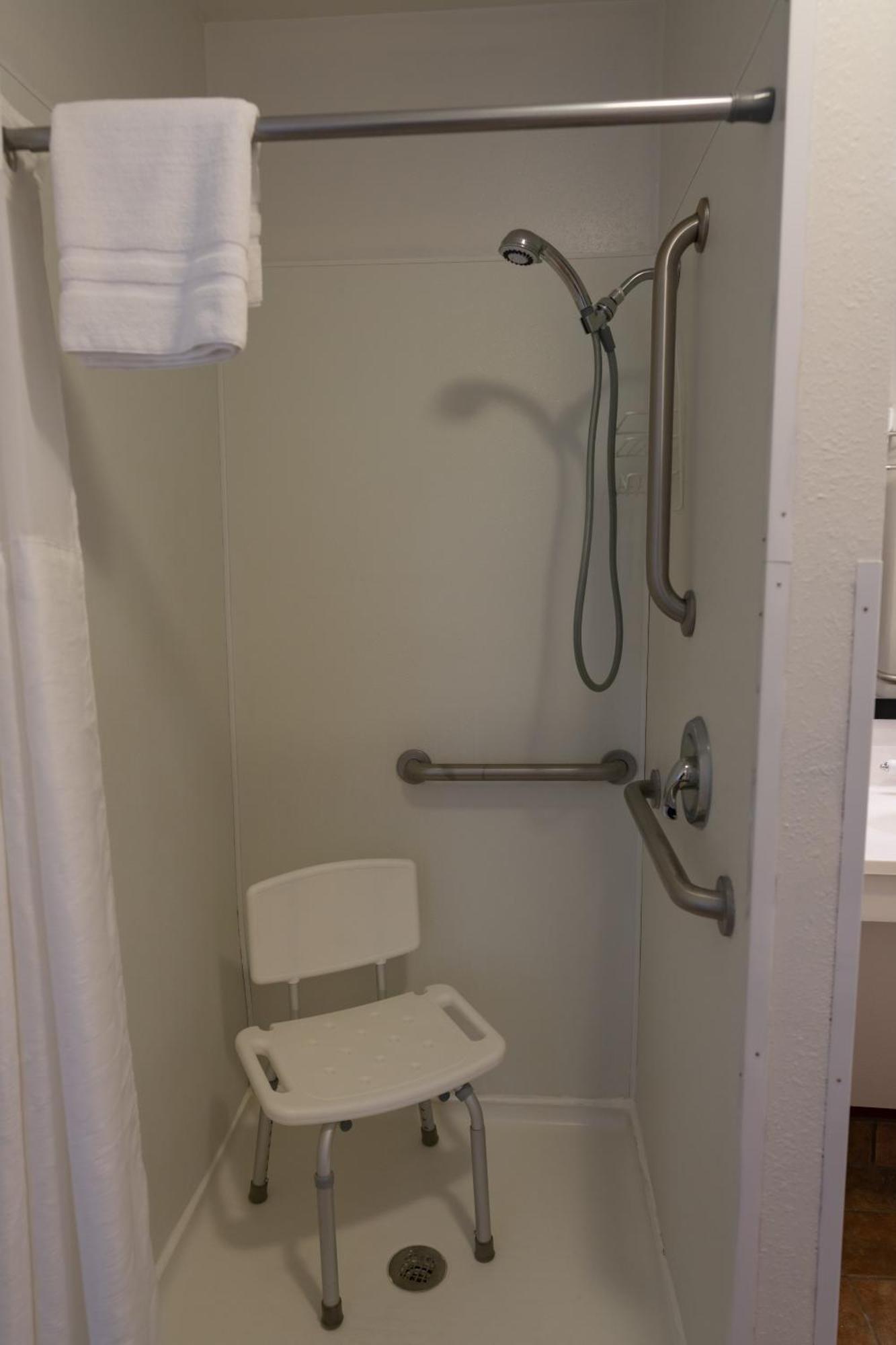 Riviera Motor Lodge Saratoga Chambre photo